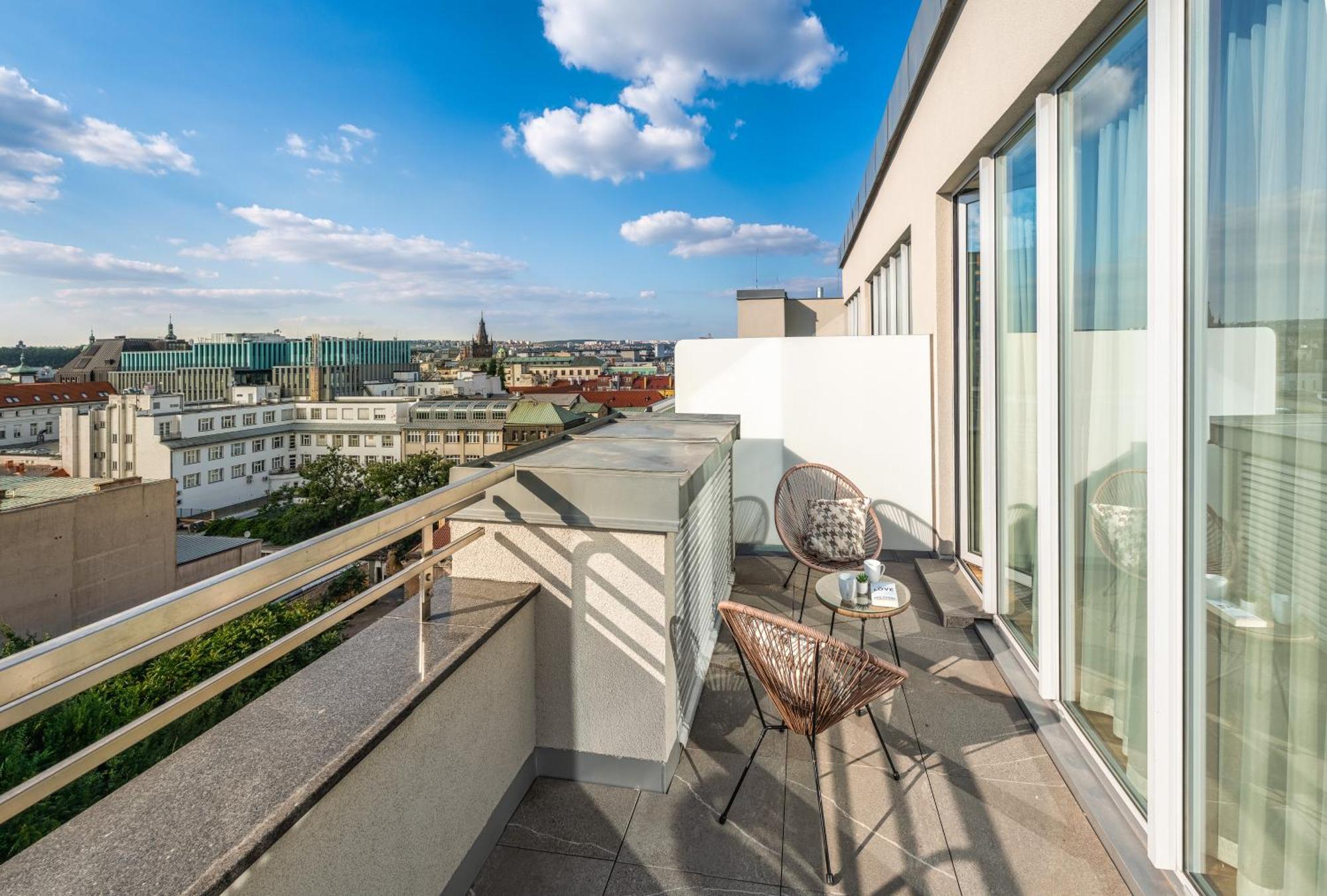Vn17 Rooftop Suites By Adrez Praha Exteriér fotografie