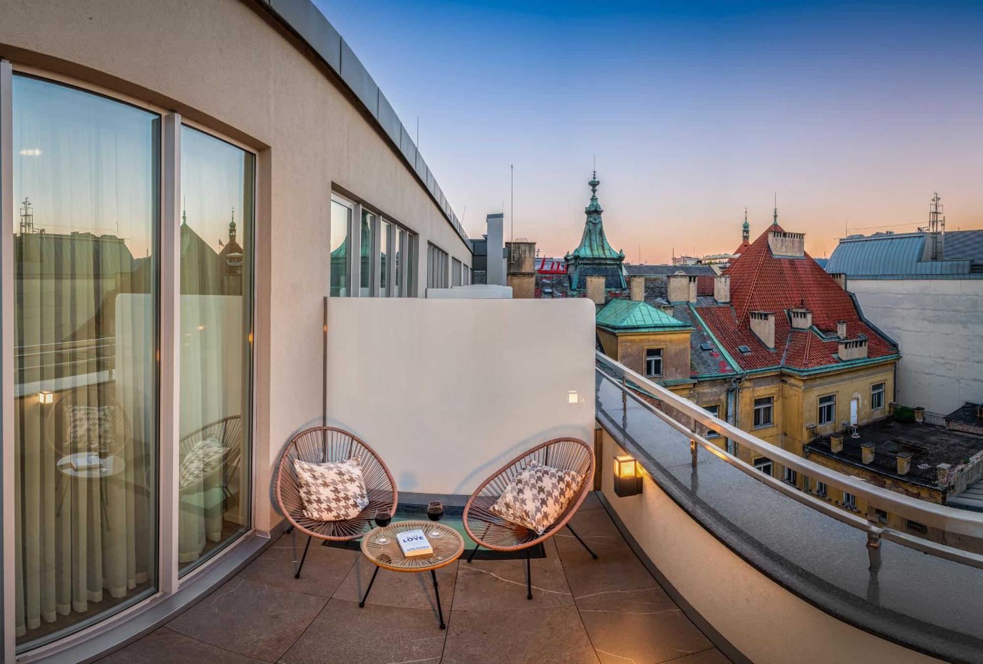Vn17 Rooftop Suites By Adrez Praha Exteriér fotografie