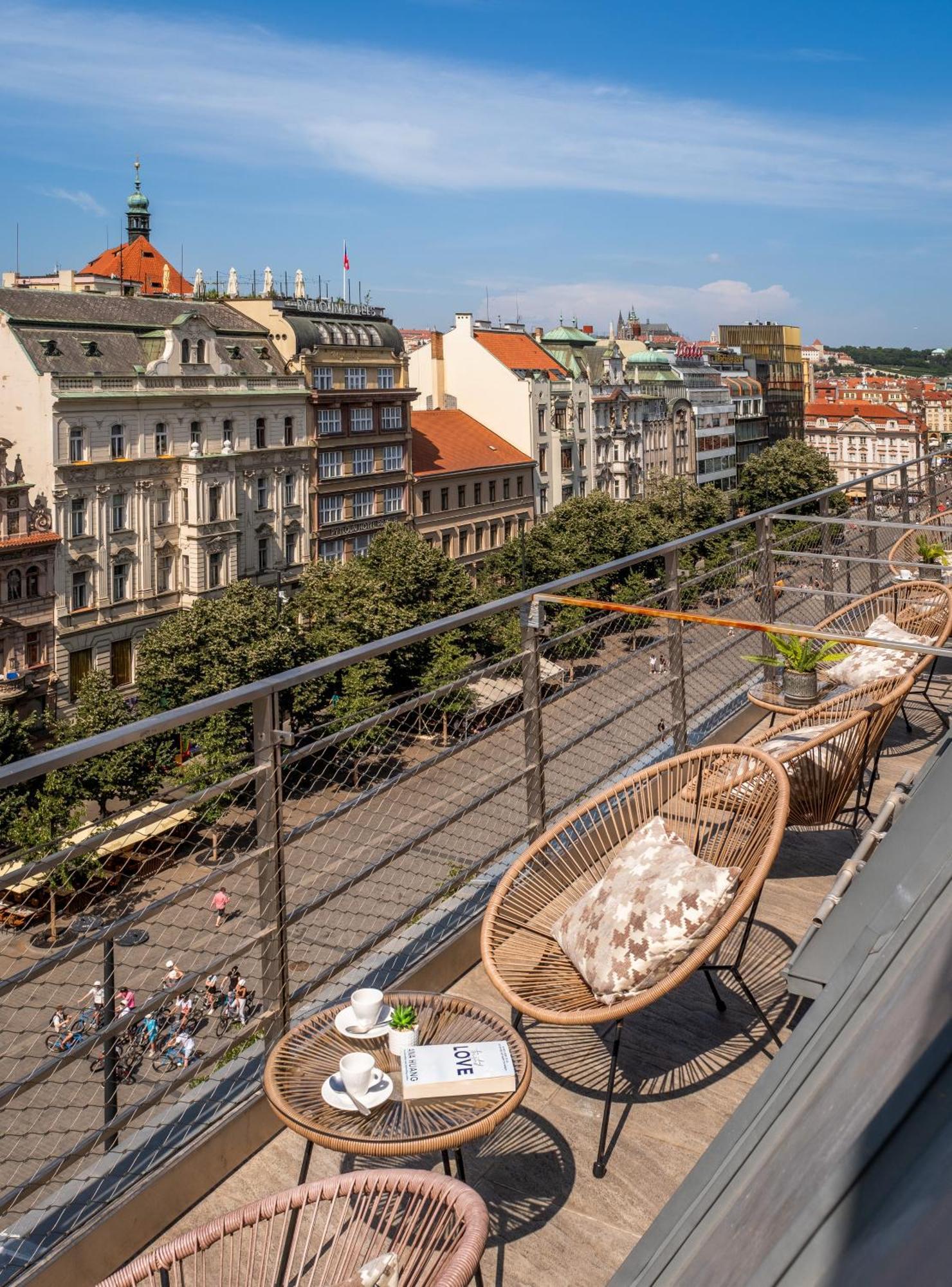 Vn17 Rooftop Suites By Adrez Praha Exteriér fotografie